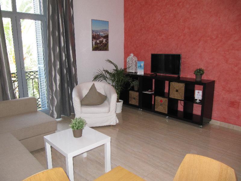 Life Apartments Alameda Colon Malaga Zewnętrze zdjęcie